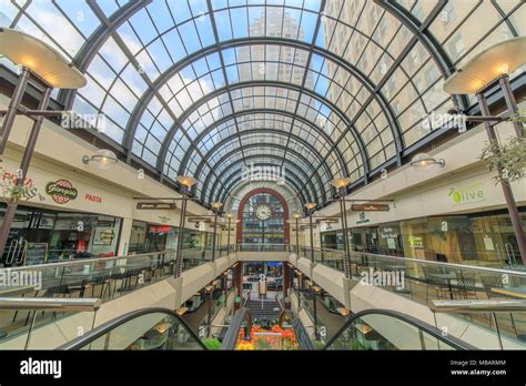 San francisco shopping center mall hi-res stock photography and images - Alamy