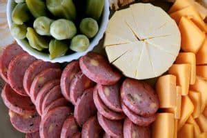 How to Make a Cheese Platter with Summer Sausage