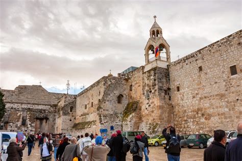 HOLY LAND - Pilgrims increase in Bethlehem. An "App" will regulate the ...