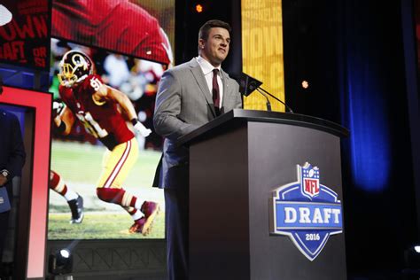 Redskins might seek defensive line help on last day of draft - Sports ...