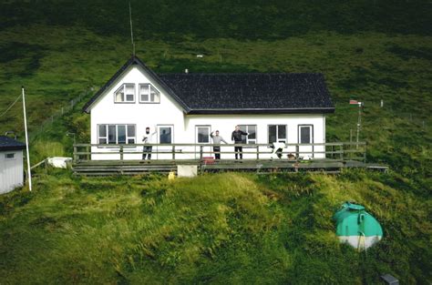 Iceland's Ellidaey Island: Home Of The World’s Loneliest House - Isle Keys