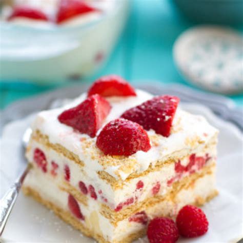 Strawberry Cheesecake Icebox Cake {No Bake} Recipe | Just A Pinch Recipes