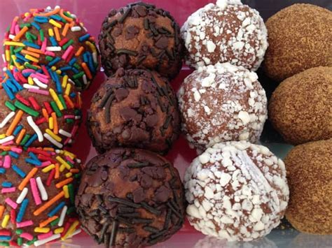 How to Make Assorted Graham Balls - Delishably