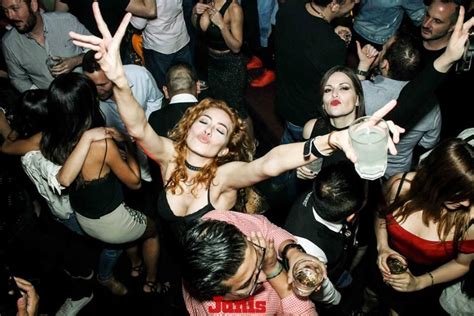 The 7 Best Mexico City Nightclubs to Go Out Dancing