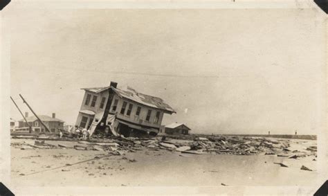 Hurricane Destruction in Galveston Texas: See the Aftermath of 1915 | Time.com