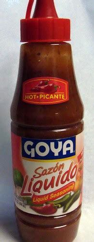 Dave's Cupboard: Goya Sazon Liquido