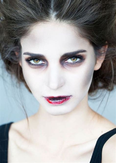 15 Amazing Vampire Makeup Ideas For Halloween Party - Fashions Nowadays ...