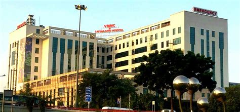 Safdarjung Hospital Ansari Nagar, South Delhi - Hospitals | Joonsquare India