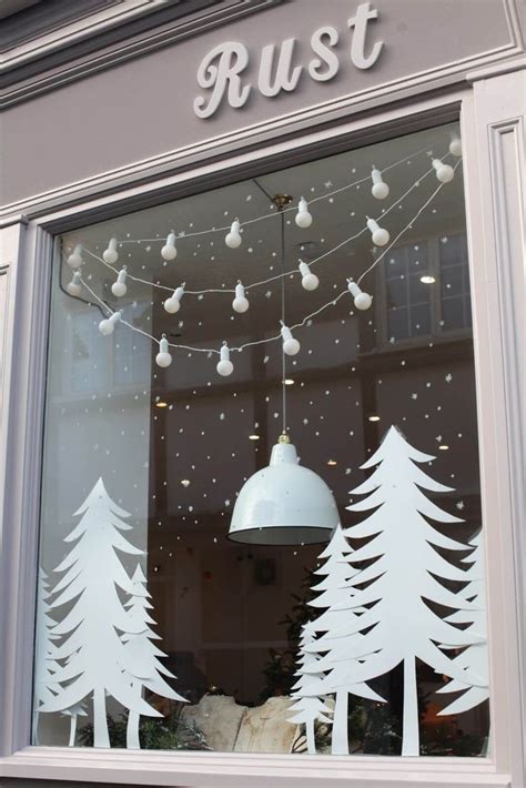 17 Whimsical and Unique Christmas Window Decorations to Inspire Holiday ...