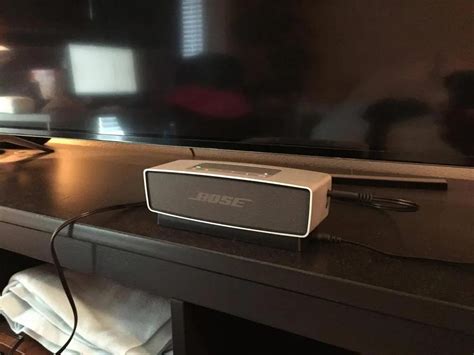 How to use a Bose SoundLink Mini as a sound bar for your TV