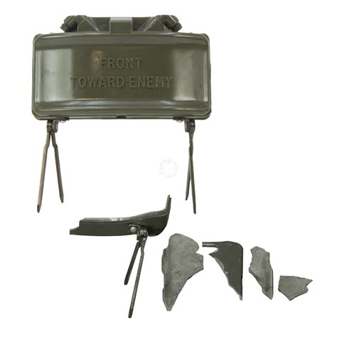 Fragmentation Training Kit: M33 US Claymore Mine - Inert Replica ...