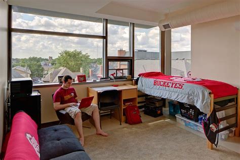 Williams Hall at The Ohio State University | Brad Feinknopf | College dorm room decor, College ...