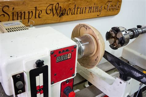 Vacuum Chuck for Woodturning on a Wood Lathe | Simple Woodturning Tools