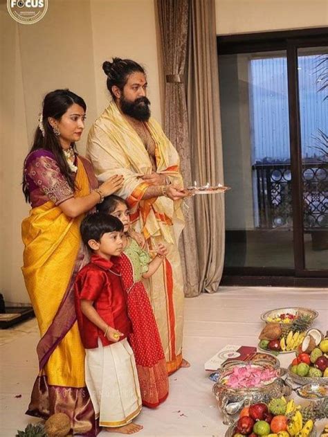 KGF star Yash, Radhika Pandit celebrate Varamahalakshmi puja at home ...