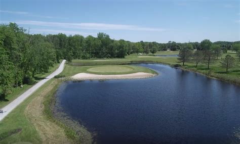 Maple Leaf Golf Course | Great Lakes Bay Regional Convention & Visitors Bureau