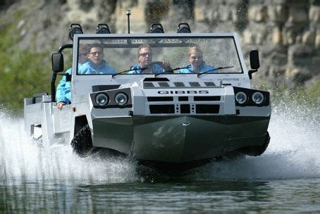 Humdinga - the 4WD amphibious vehicle - Image 1 of 6 | Amphibious ...