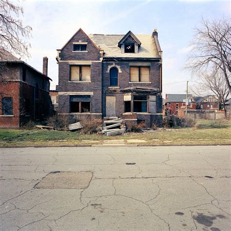 Abandoned Houses of Detroit | Amusing Planet