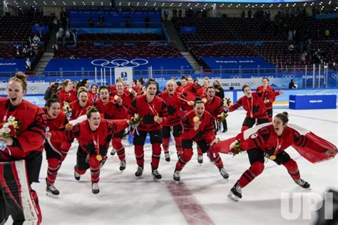 Photo: Team Canada celebrartes gold in Women's Ice Hockey at Beijing 2022 - OLY20220217266 - UPI.com