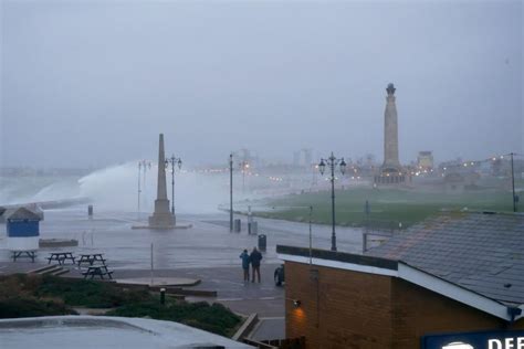 Portsmouth weather: Met office issues weekend weather warnings - here ...