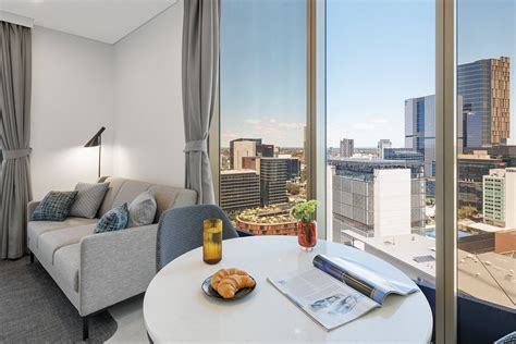 MERITON SUITES GEORGE STREET, PARRAMATTA (AU$141): 2023 Prices ...