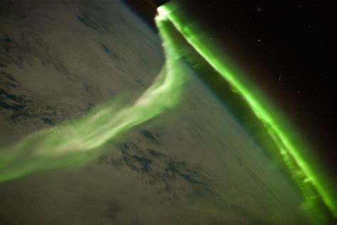 Aurora Australis Observed from the International Space Station