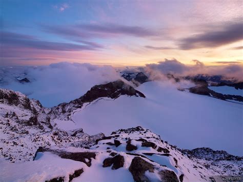 Sunset on the Top of Norway | Jotunheimen, Norway | Mountain ...