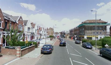 Mitcham Lane Mitcham Surrey England | Surrey england, London city, Surrey