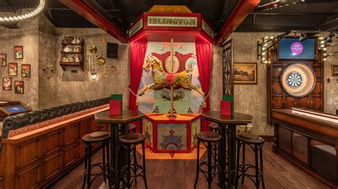 Flight Club Islington - Tech-infused darts with high-scoring cocktails