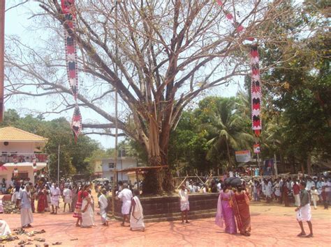 Kerala Mythology: The Devi Temple where Goddess Appeared in Front of ...