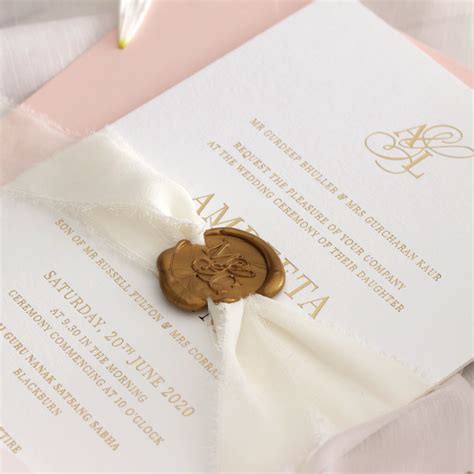 foil-stamped-invitations