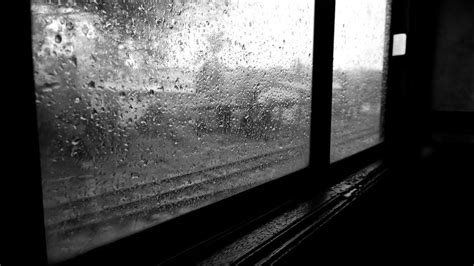 Heavy rain on the window for a deep sleep, stress and fatigue relief ...