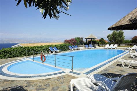 KASSIOPI BAY - Prices & Hotel Reviews (Greece)