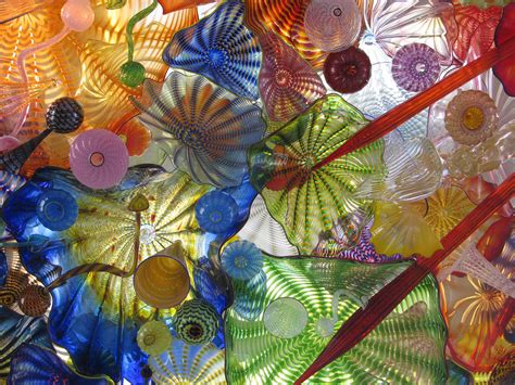 Lisa Kan: Chihuly Bridge of Glass