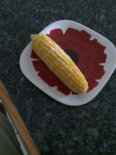 Corn in Microwave : 6 Steps - Instructables