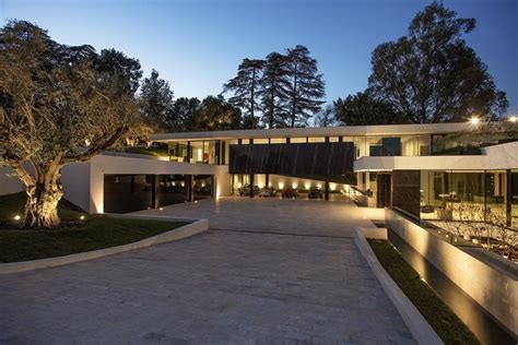 Inside Beyoncé and Jay-Z's $120 Million Bel Air Home with the Architect of L.A.'s Giga-Mansion ...