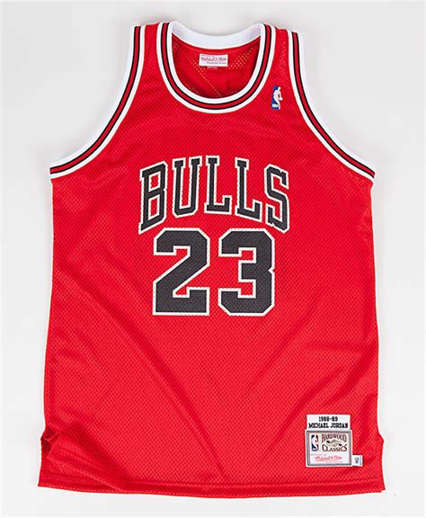 Mitchell & Ness Releases 25th Anniversary Michael Jordan 'The Shot' Jersey