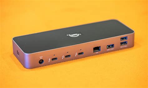 Intel's Thunderbolt pushes into mainstream as faster alternative to USB - CNET