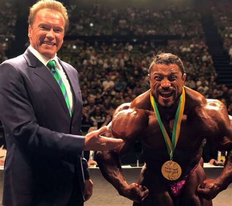 BREAKING: Arnold Schwarzenegger 'Undergoes Emergency Open-Heart Surgery' – Fitness Volt