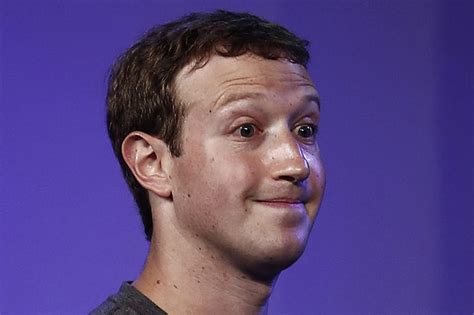 Facebook CEO Mark Zuckerberg Gets Staff to 'Blow-Dry' His Armpit ...