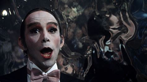 Joel Grey in Cabaret (Bob Fosse, 1972) in 2023 | Cabaret movie, Cabaret, Free movies online