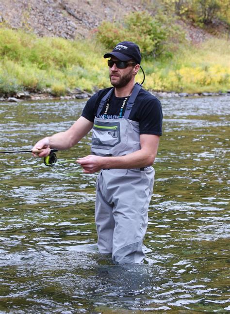 Orvis Ultralight Convertible Waders Review - Man Makes Fire