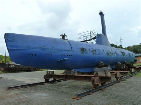 The Claustrophobic World of Narco Submarines! - JobbieCrew.com