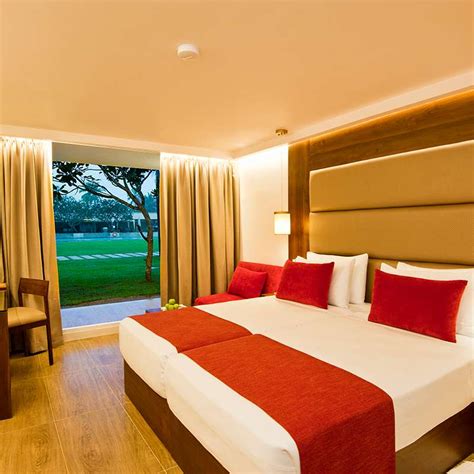 Colombo Airport Hotel | Pegasus Reef Hotel Official Site