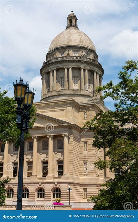 Kentucky State Capitol Building Stock Image - Image of america, monument: 155779369