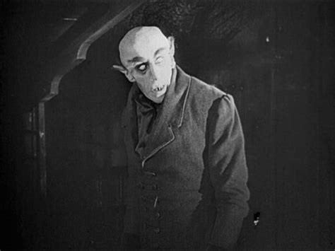 Nosferatu, Classic horror movies, Vampire film