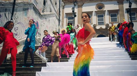 Anitta conquista posição na Billboard Hot 100 com “Me Gusta” - PurePop