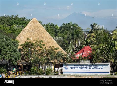 Guatemala, Puerto Quetzal, Port cruise terminal Stock Photo - Alamy