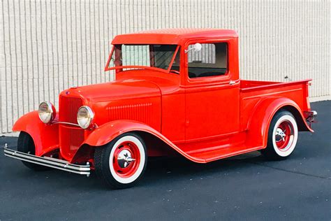 1932 FORD CUSTOM PICKUP