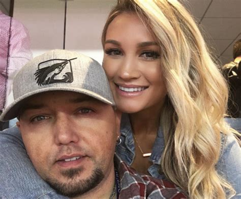 Jason Aldean's New Family Member is Boss [Videos]