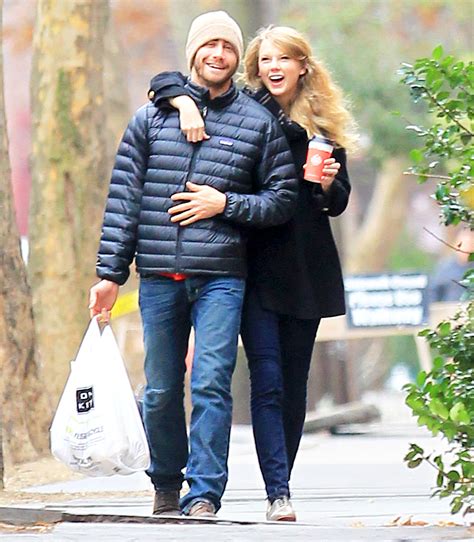 Taylor Swift's Dating History: Timeline of Famous Exes, Boyfriends | Us Weekly